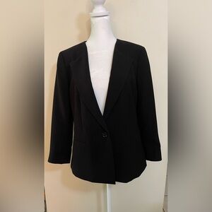 Ann Taylor Women’s One Button Black Blazer Jacket  Size 6T
